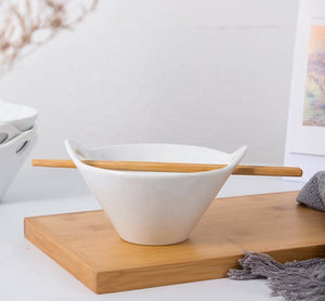 Japansk Dybt Skål med Dobbelt Øre Håndtag – Hvid, Minimalistisk Design